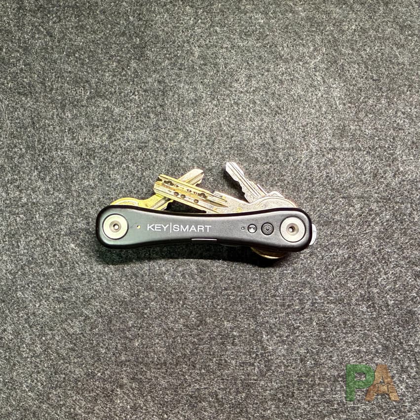 Organizery kluczy - Orbitkey, KeySmart iPro, Bellroy Key Cover - obraz 7